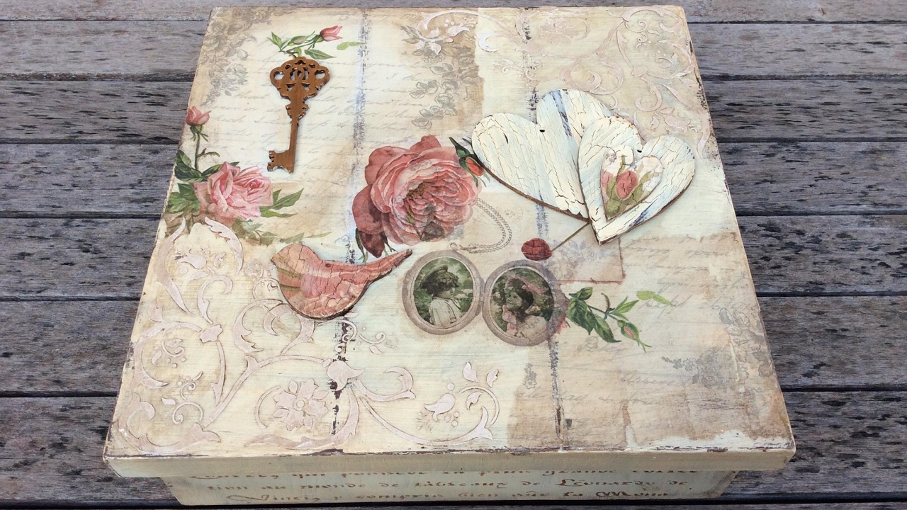 Caja de madera vintage  - MYBA