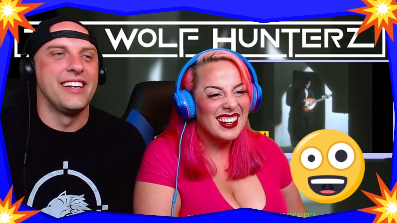 The Swingers - Counting The Beat - 1981 - Official Music Video | THE WOLF HUNTERZ Reactions