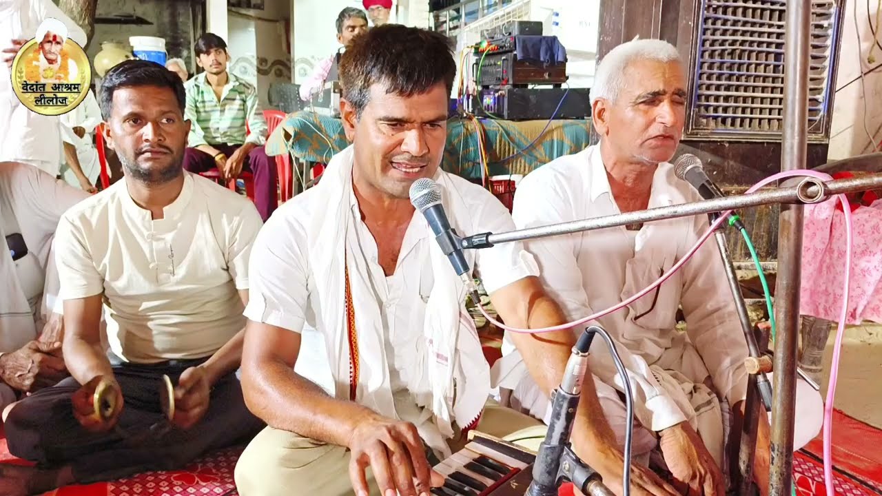 शानदार गुरु महिमा सुनाई || सतगुरू वंदना || guru vani  Bhajan