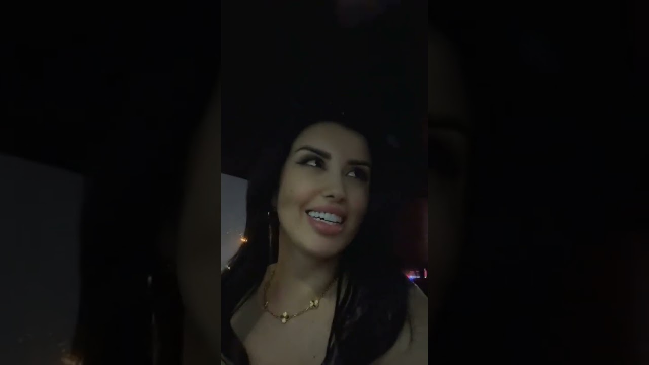 نزلنا اشتري جاكيت بس تفاجأو صاحب المحل شو حكالي 😍😱