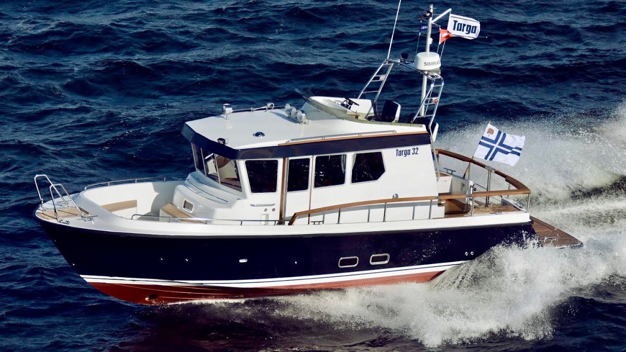 £295,000 Yacht Tour : Botnia Targa 32