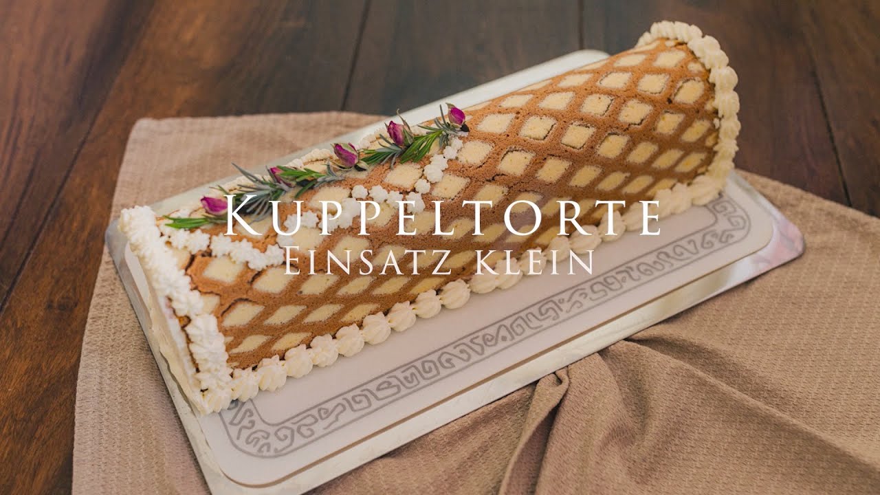 Kuppeltorte im Einsatz klein mit dem Kuchengitter