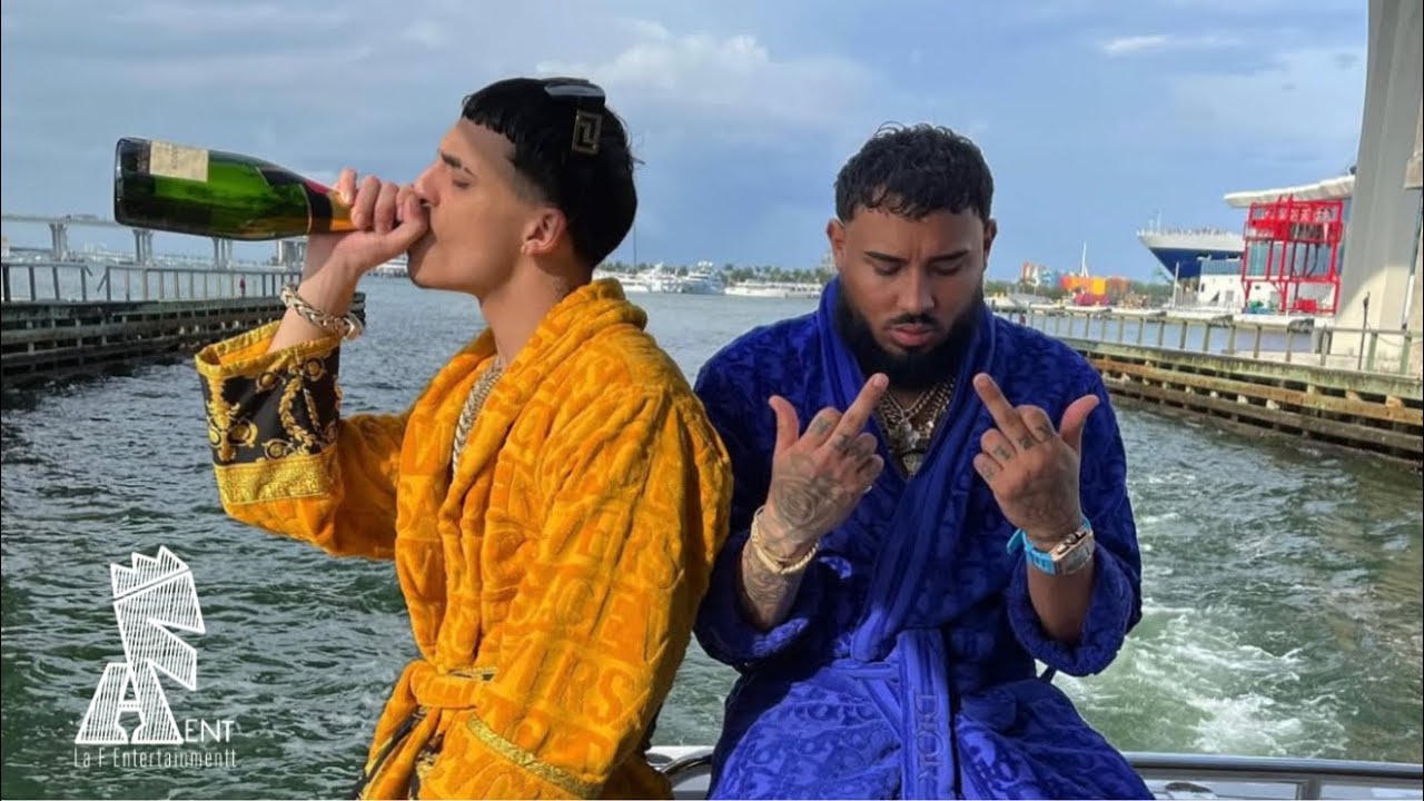 KELE X LUAR LA L- AQUELLA (Video Oficial)