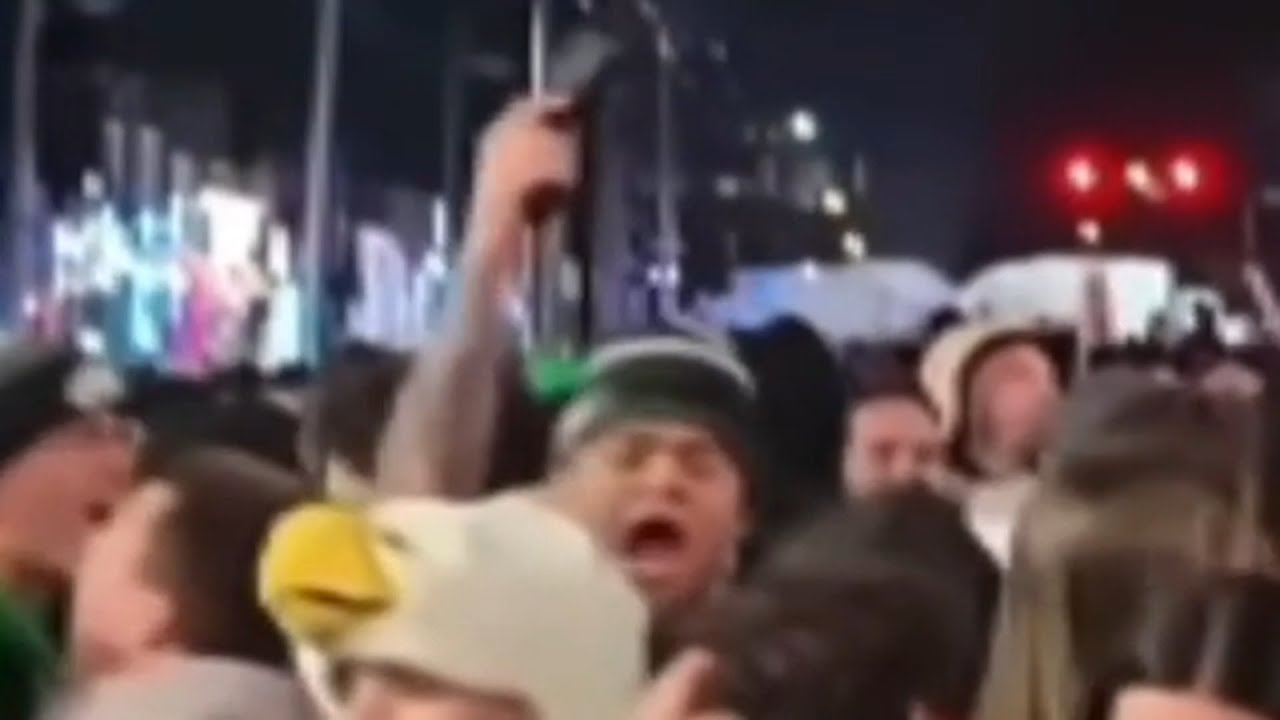 Man fires gun amid huge crowd of Eagles fans celebrating NFC Championship
