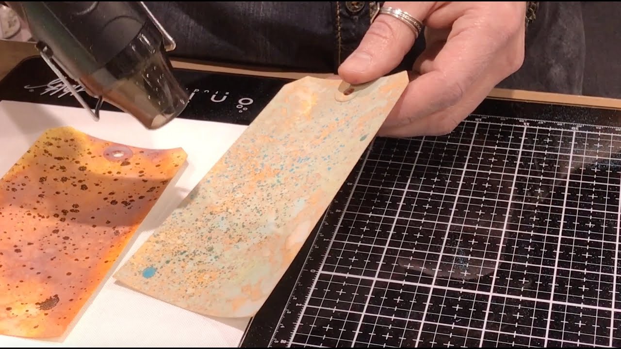 How to Emboss with Water - Tim Holtz - Creativation 2020
