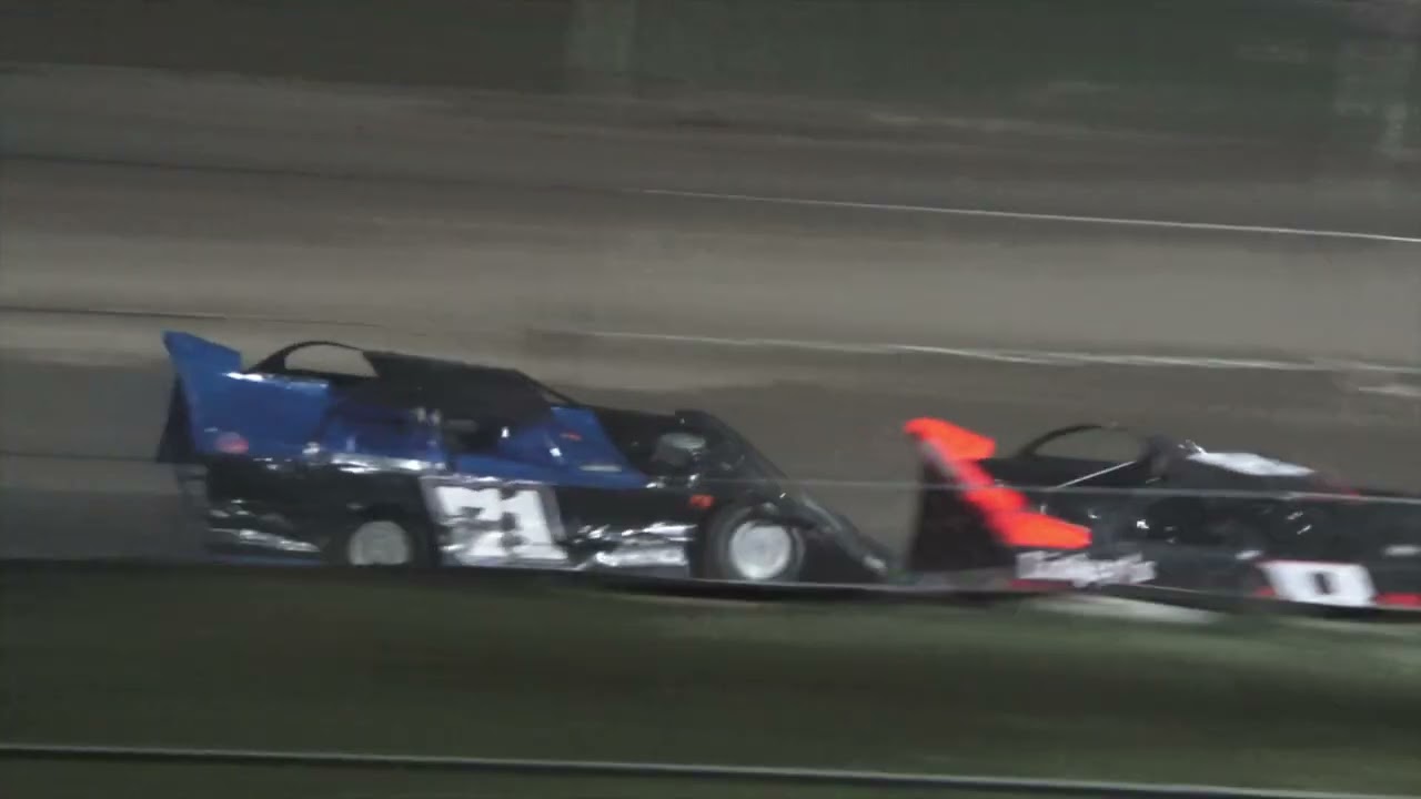 Late Model Friday Night Special at Mid Michigan Raceway Park, Michigan on 09-26-2025!!