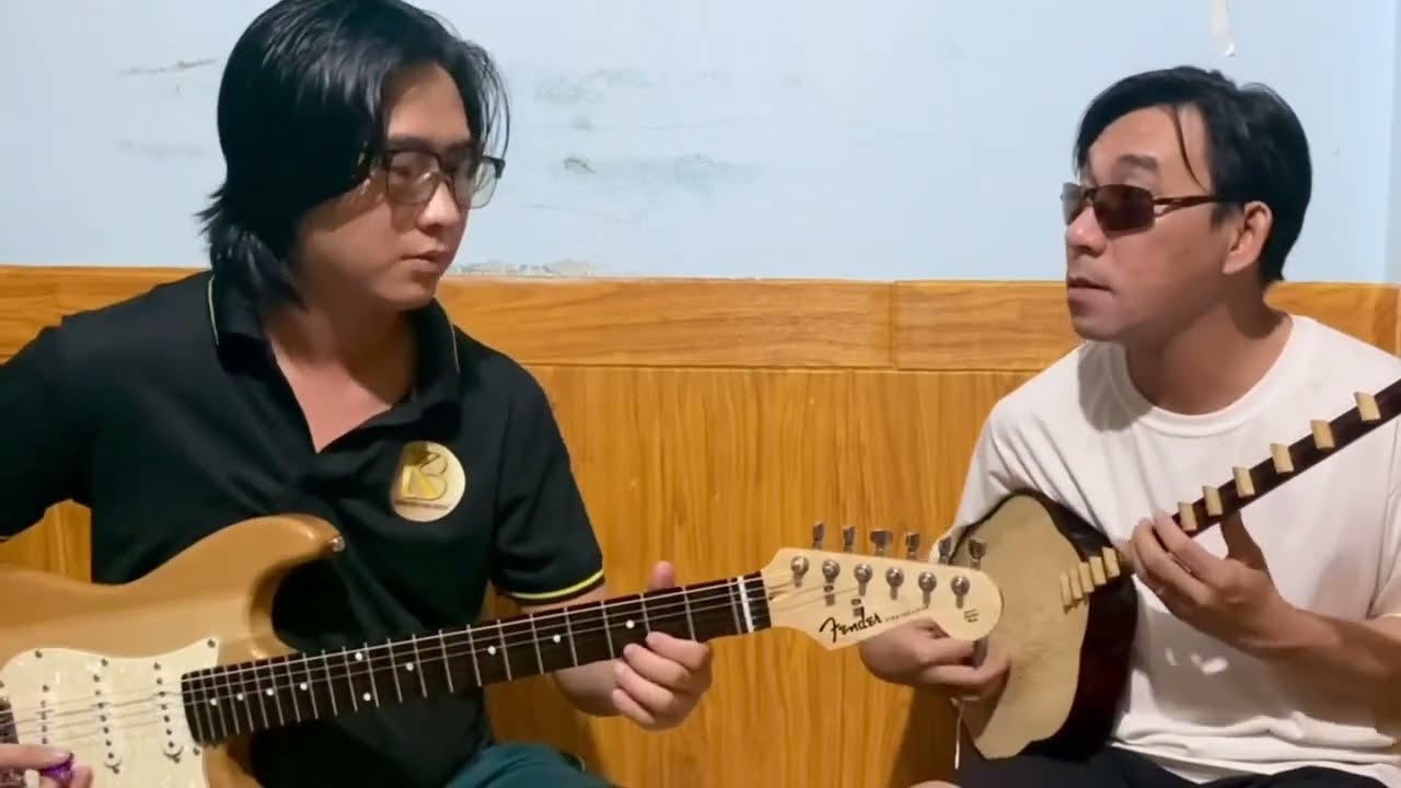 Không Ngờ Nguyễn Sự Đờn Guitar Lại Hay Như Vậy | Luchuyencam BTT