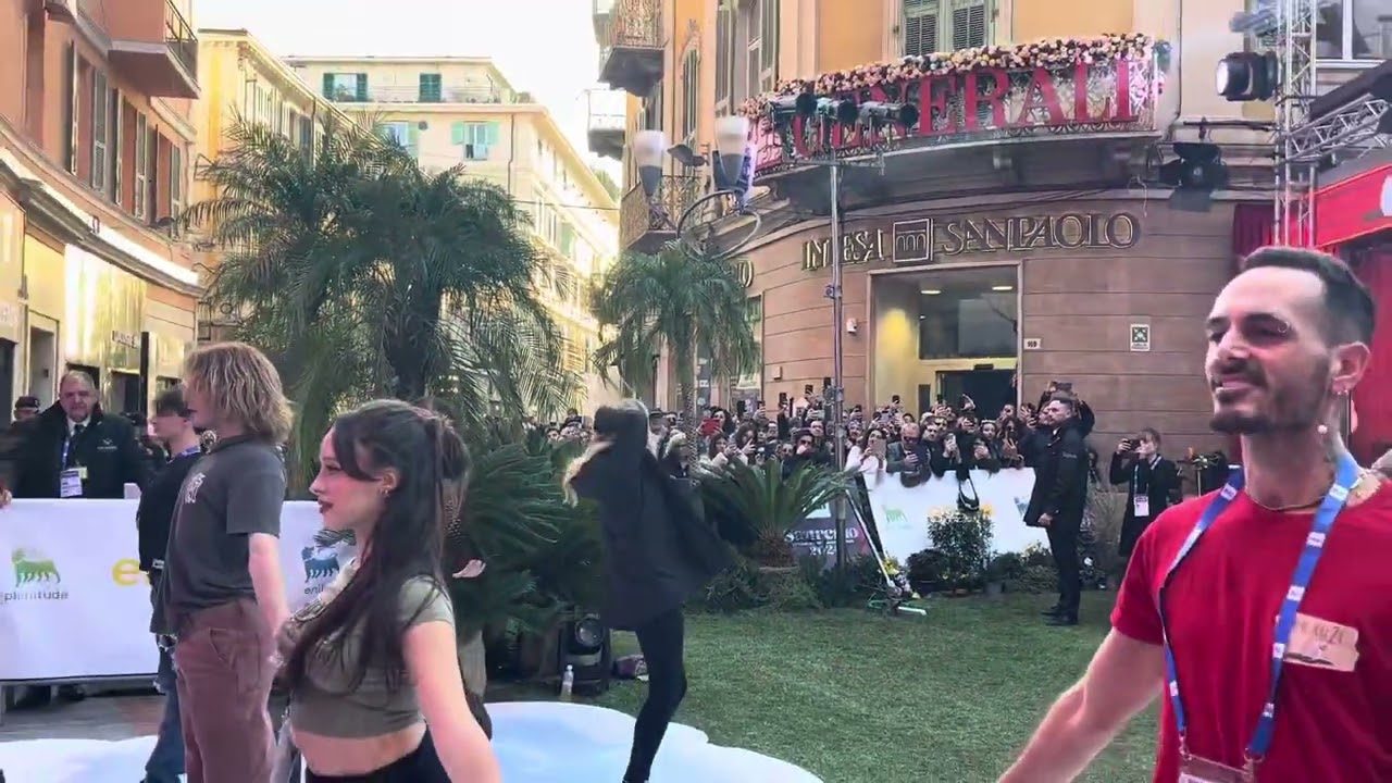 Le prove di Lorella Cuccarini per la serata al Festival di Sanremo
