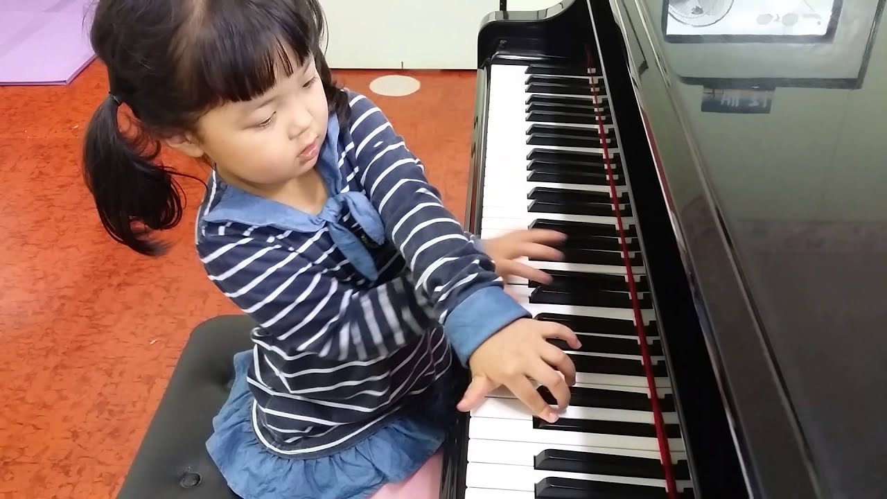 목천 할렐루야피아노학원. 6살 황채영  고양이 춤