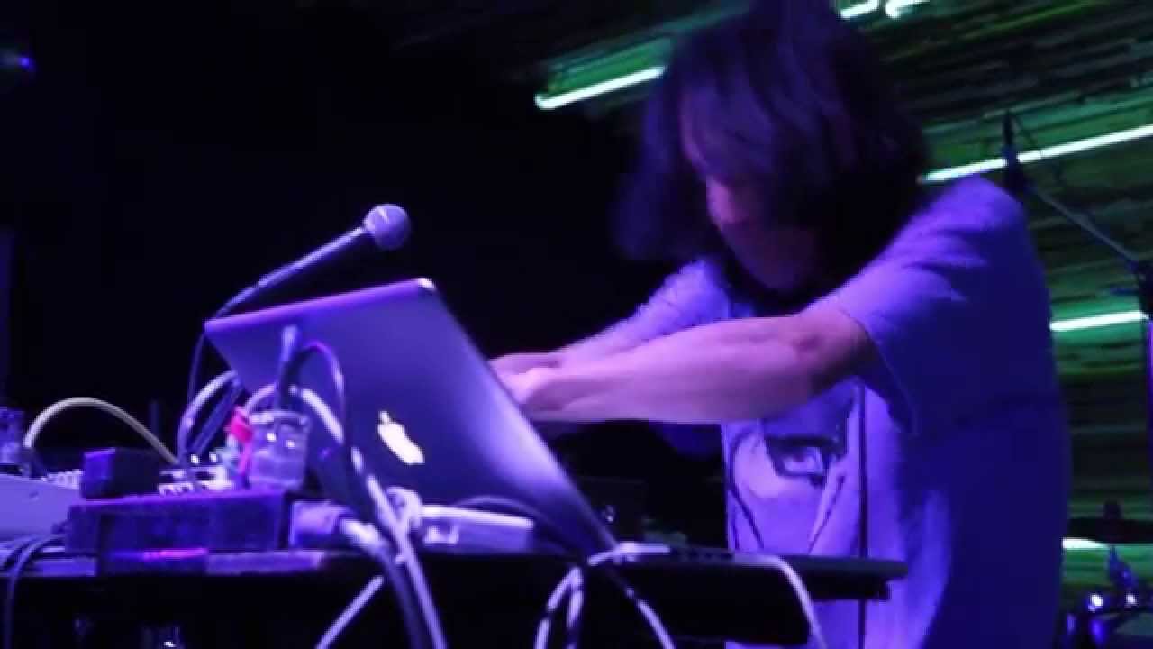 オオルタイチ『Beshaby』LIVE
