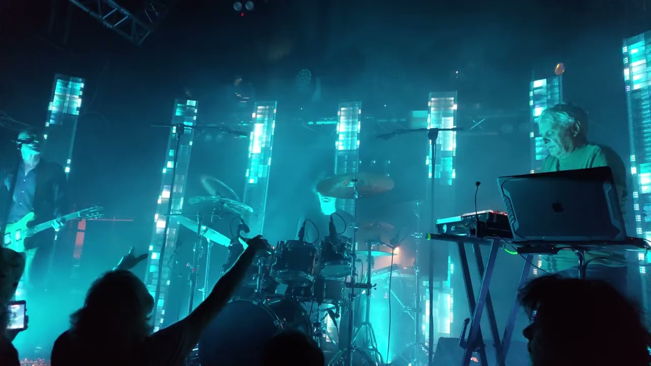 THE YOUNG GODS - BLUE ME AWAY - APPEAR DISSAPEAR TOUR -SALA NAZCA 