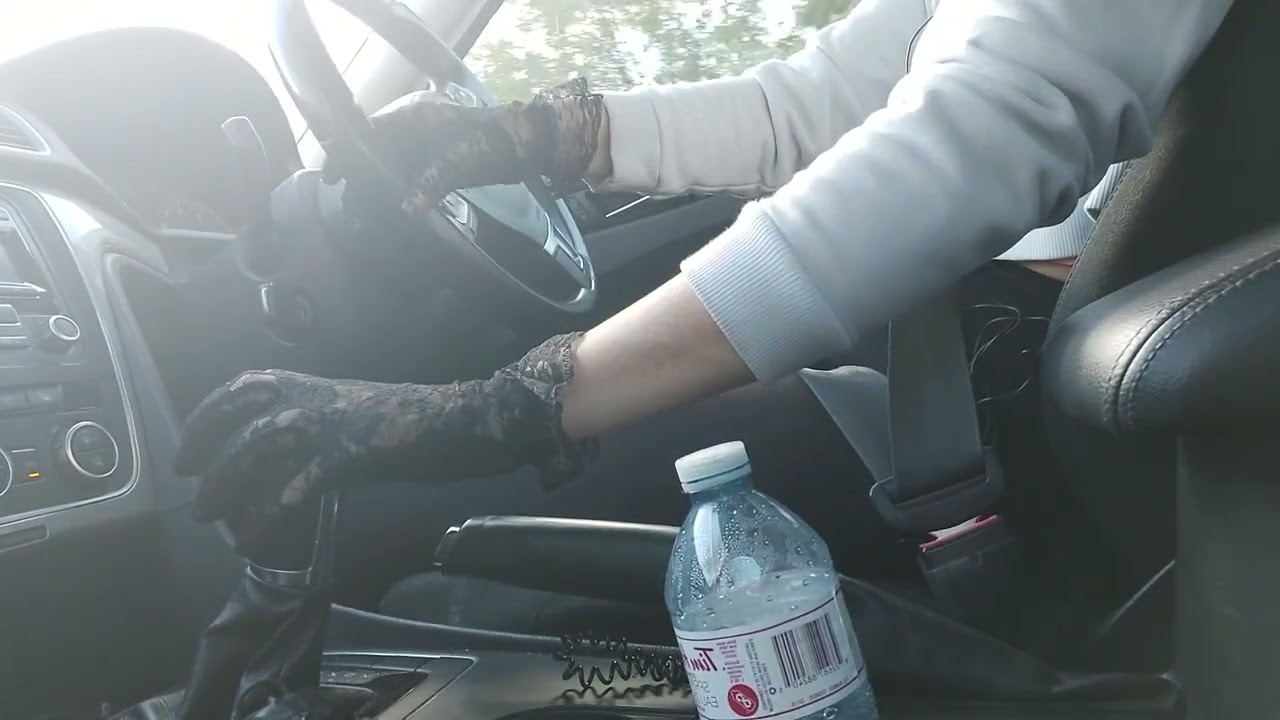 ASMR Driving Wearing Gloves Chewing Gum