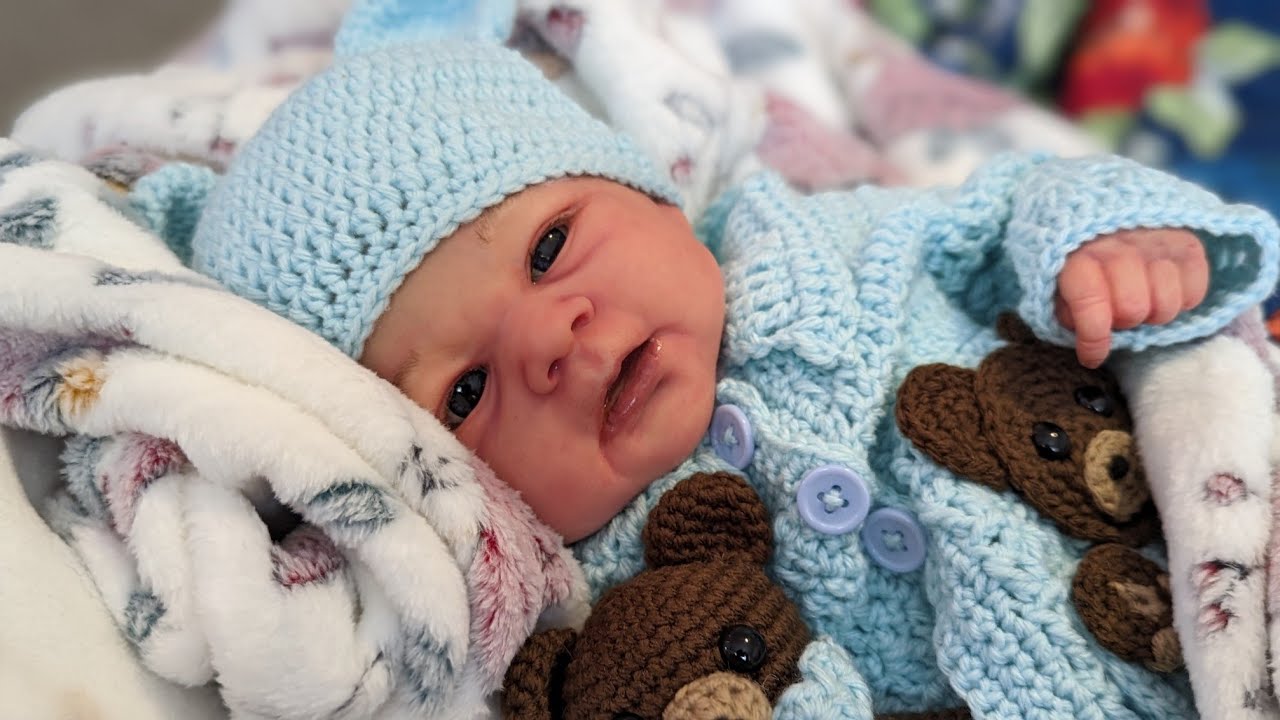 It's Cold Outside ❄️🥶 Reborn Elijah #snugglesunday #sobluedollysunday