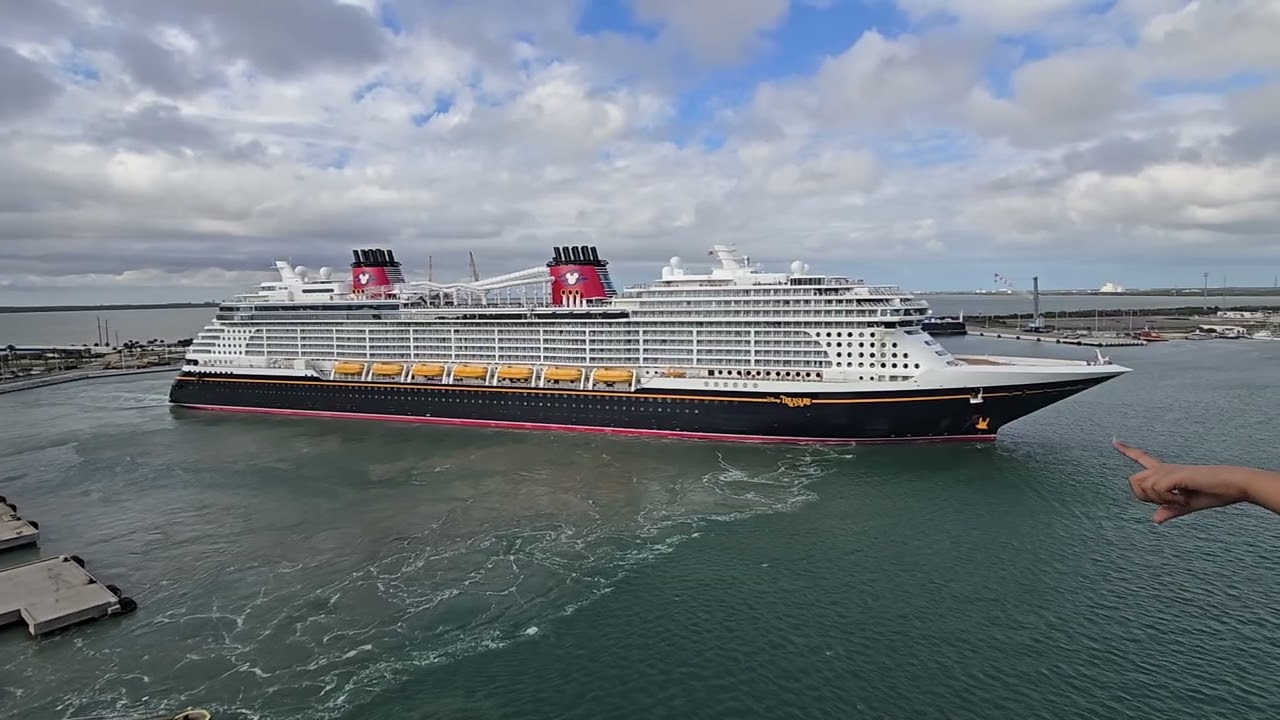 Disney Treasure Cruise Ship 