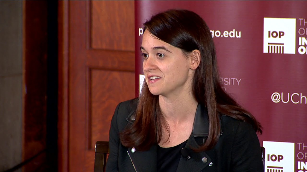 Building a Resistance: Indivisible Co-Founder Leah Greenberg