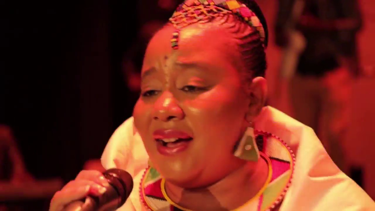 DINEO ZUMA, We worship 2017