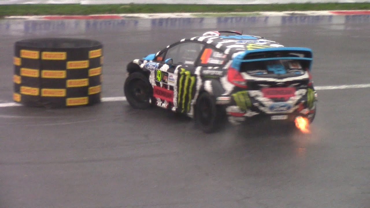 Ken Block vs Valentino Rossi vs Robert Kubica - Donuts Battle Monza Rally Show 2014