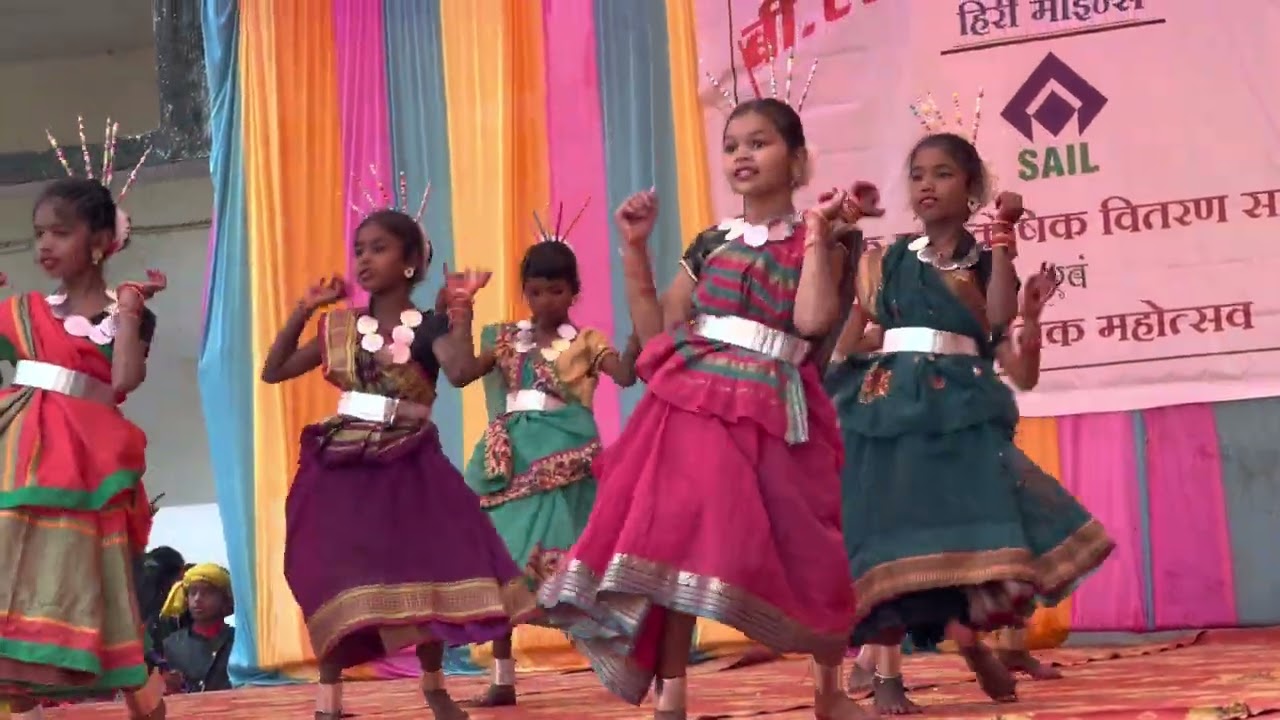 Bastar mocho aadiwashi song dance performance bsp school hirri mines #annual #function 20dec #2022