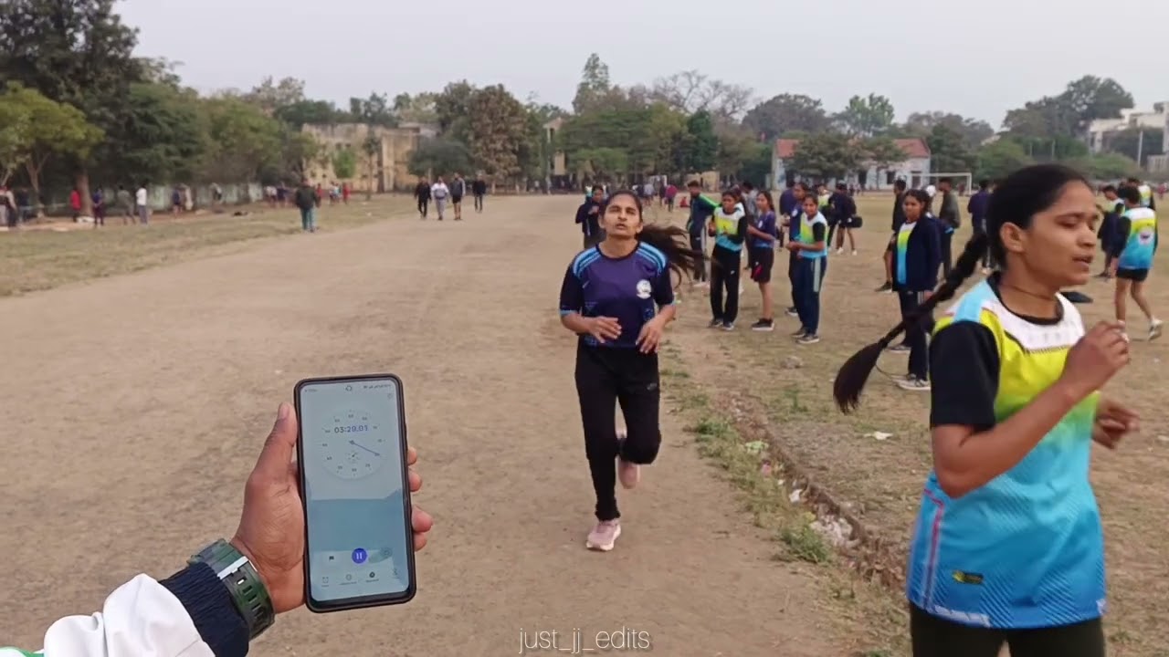 Girl's RUNNING timing 3:01 #dhar