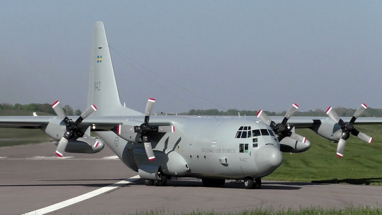 2x Swedish Air Force C-130H Hercules Departures at Cambridge Airport