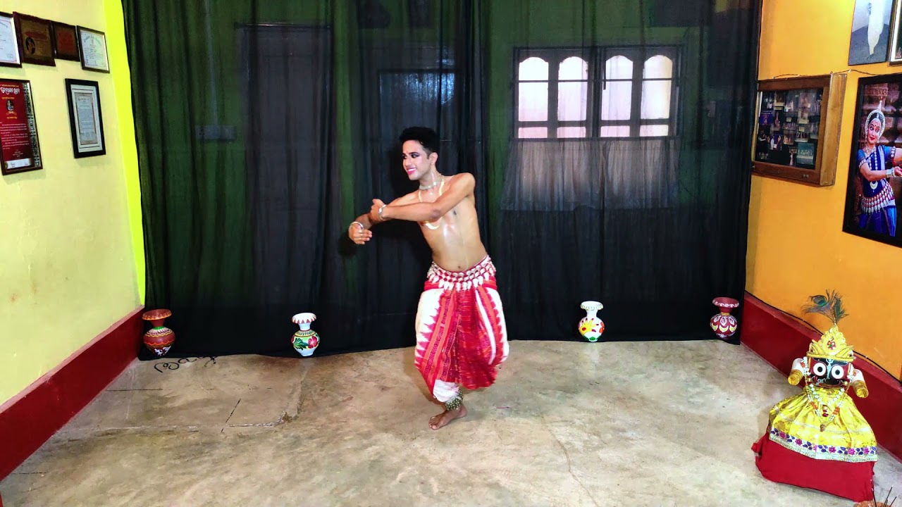 Odissi dance.. Aravi pallavi by tanmay samaddar