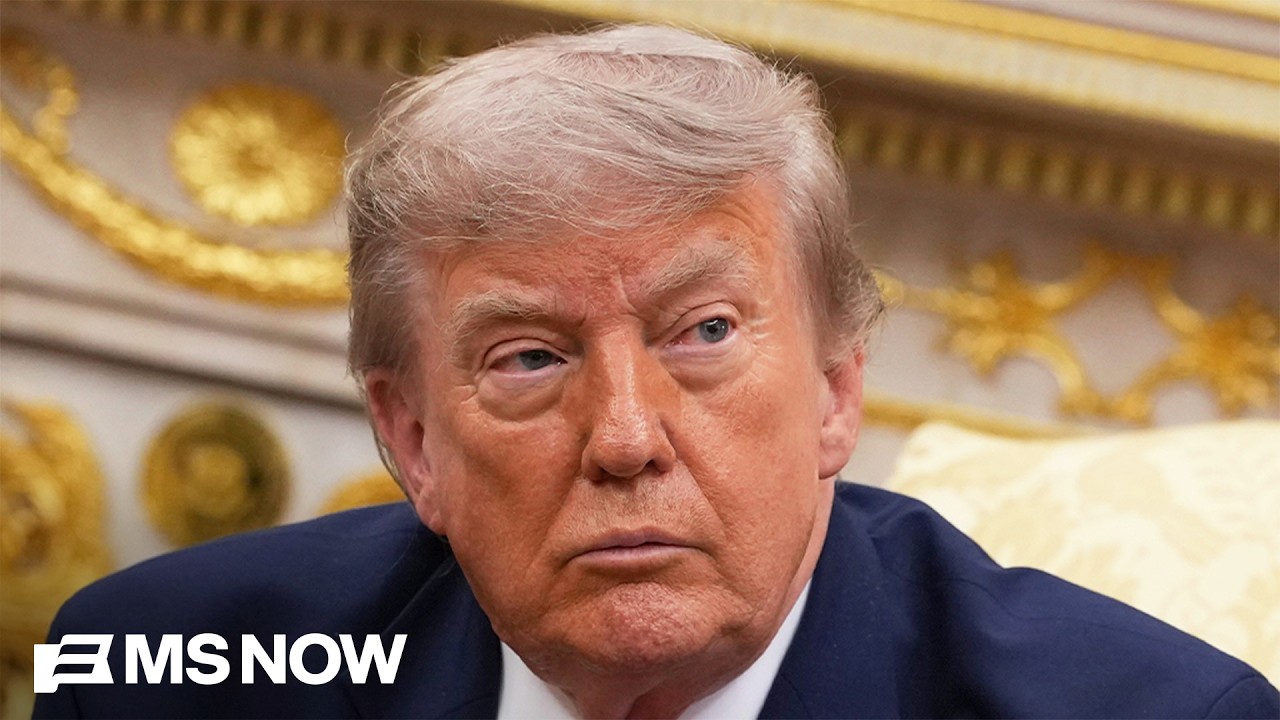 'This guy is NUTS': Trump's SHOCKING behavior weirds out Americans and gives Dems midterms leverage
