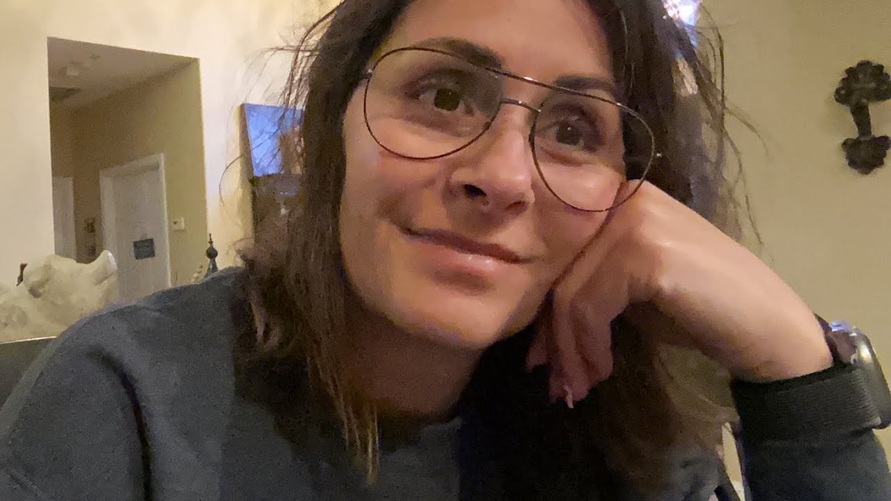 Danielle Salinger is live!