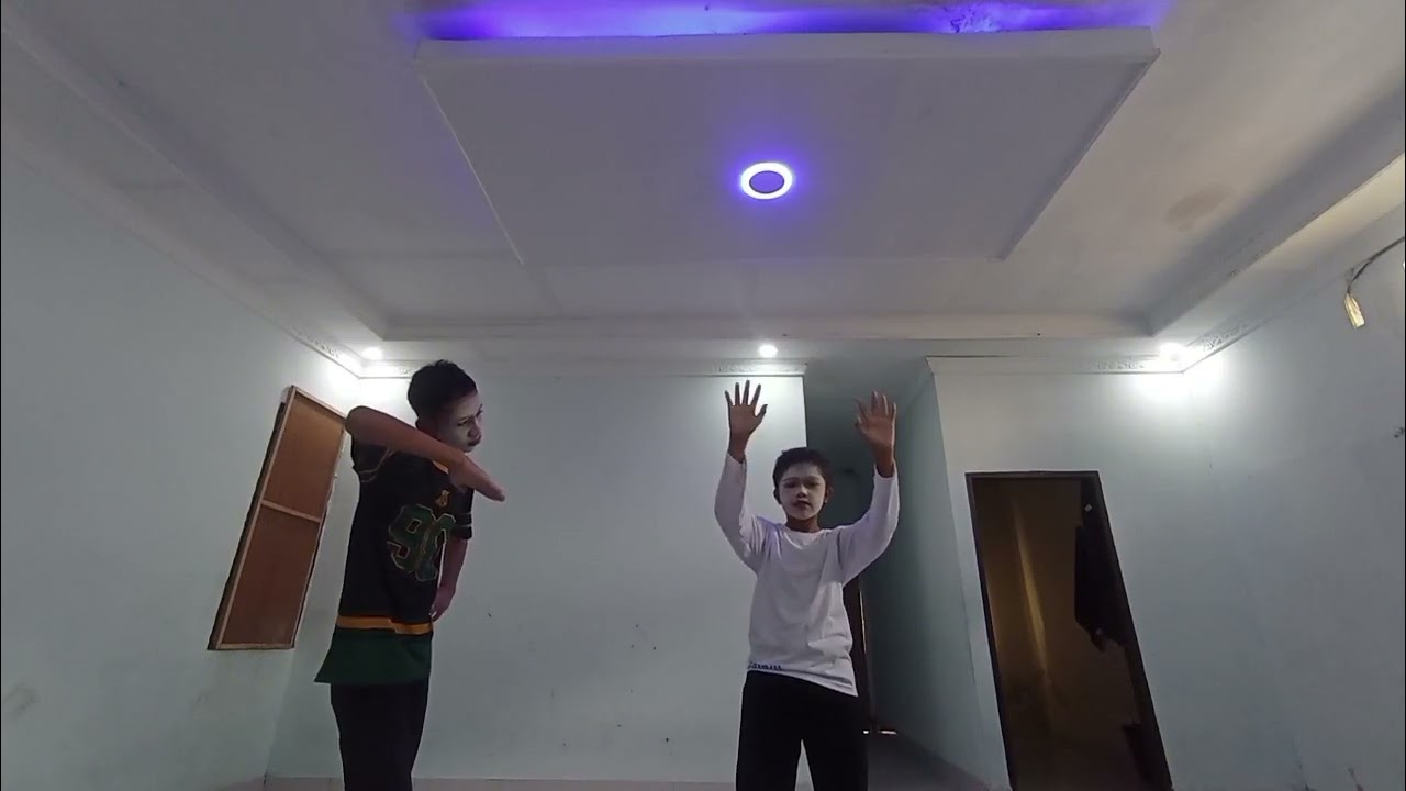 Tugas vidio phantomim kelas VIII.D MTsN 3 lima puluh kota
