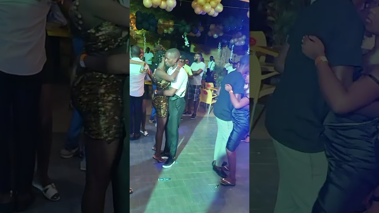 Tarraxinha in Angola in a Kizomba party in Luanda by Impacto-B