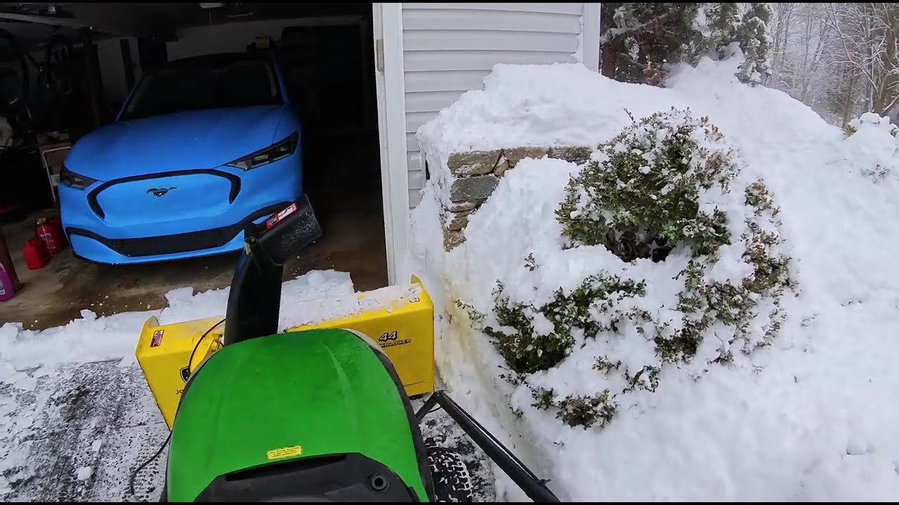 John Deere D130 Snow Blower POV