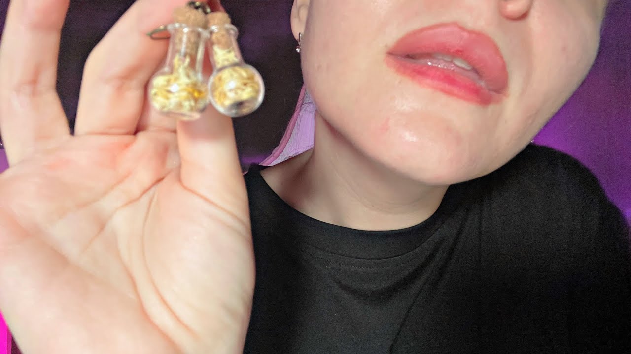 Asmr { Benzedeira } Inaudible Whispering and Hand Movements