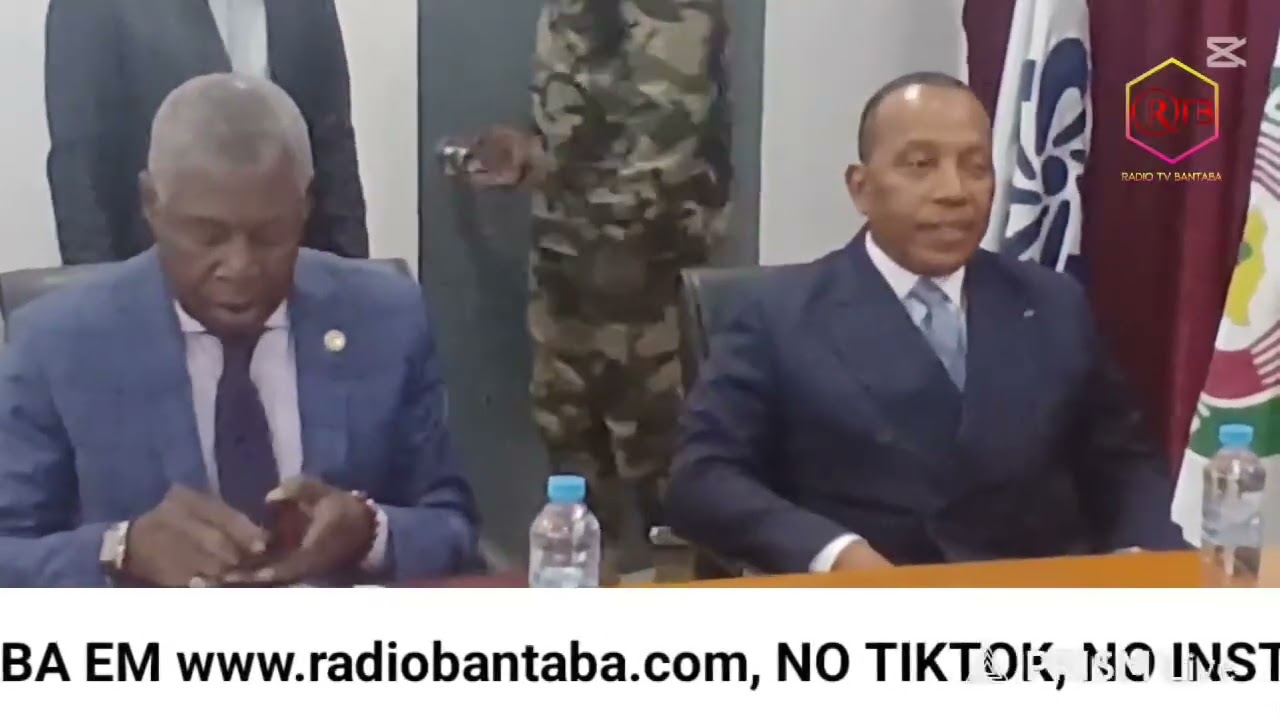 Tomas Djassi recebe o enviado da UA Patrice Trovoada durante visita oficial à Guiné‑Bissau.