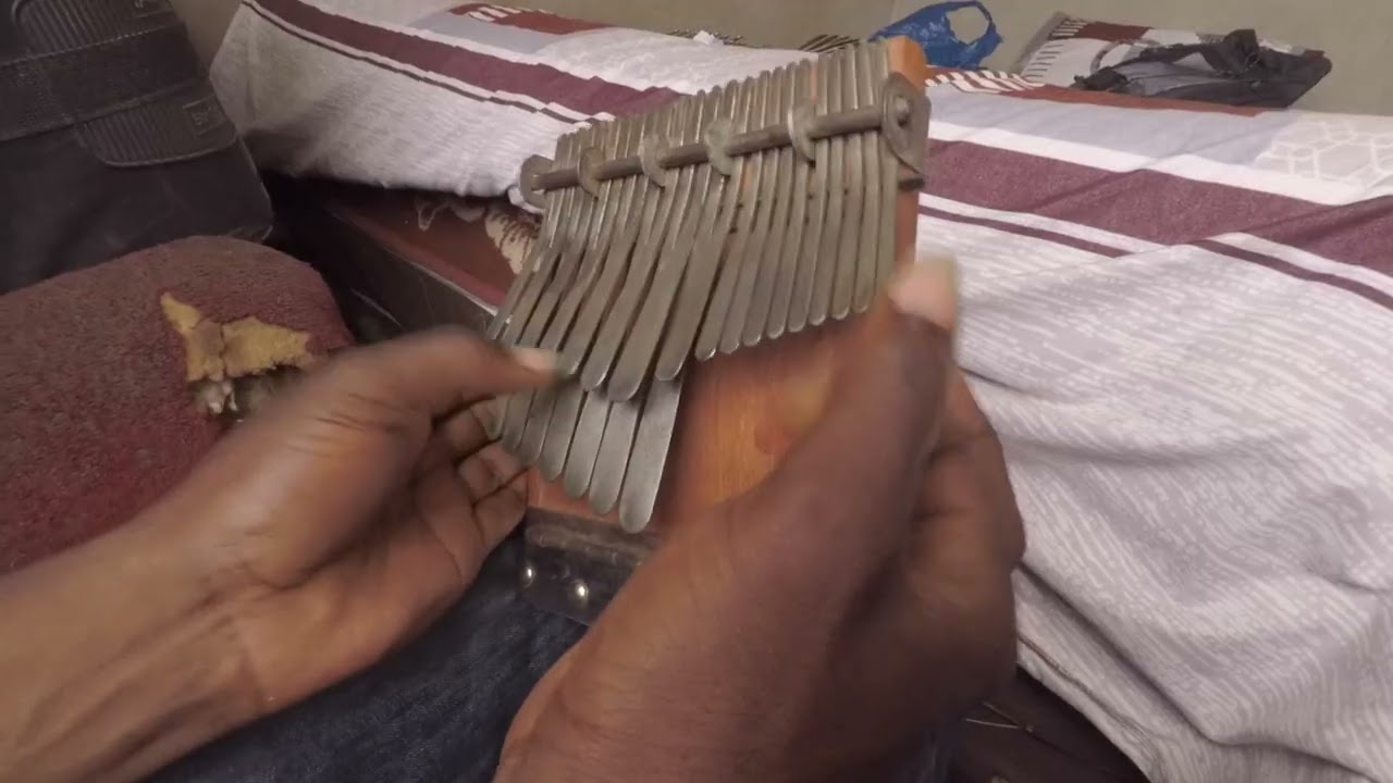 Nhemamusasa Mbira Tutorial: Lesson with Pasivillias Tandi and Caution Shonhai (Bb Nyamaropa Tuning)