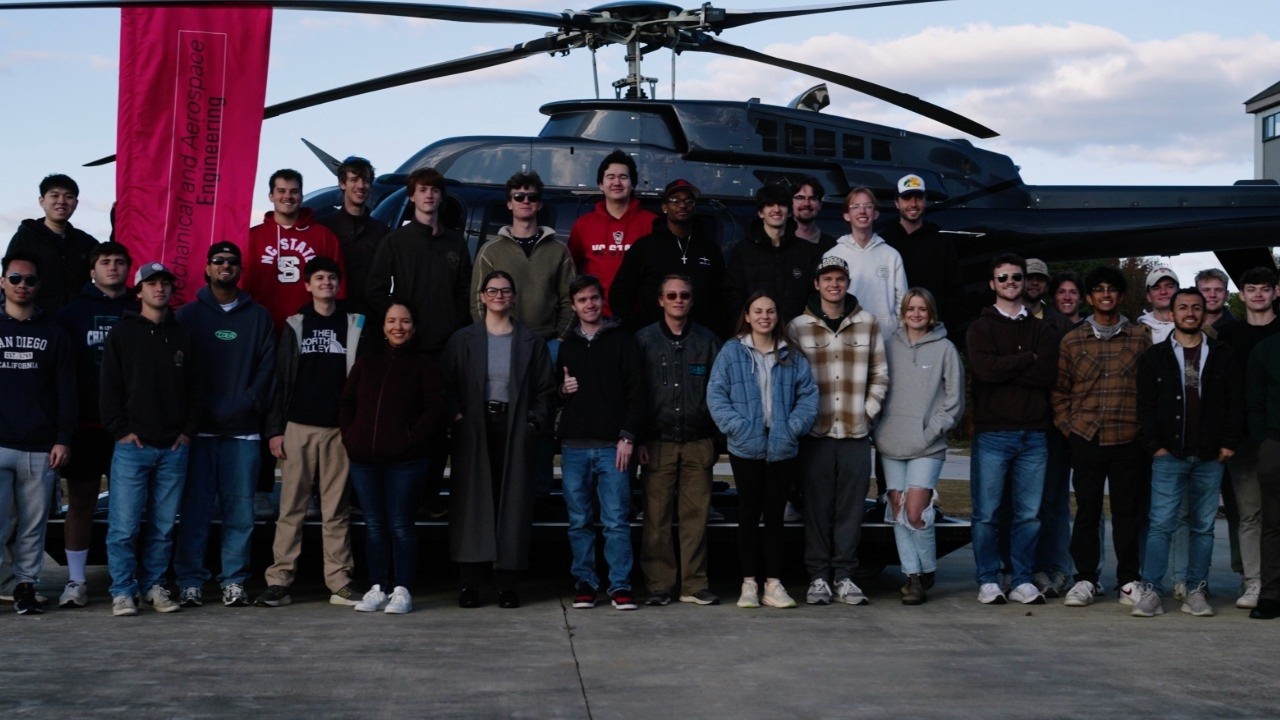 NC State VSTOL Aerodynamics Field Trip: Helicopter Demonstration with  
