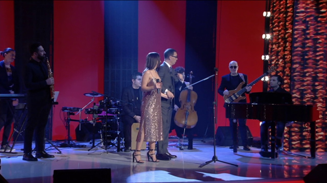 Highlights, E Diell, Elhaida Dani - Nota e Larte