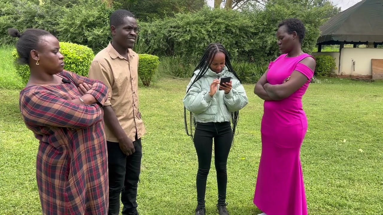 Kumbe their house manager was mubaba's first wife 😭 we stopped the show after this chaos💔