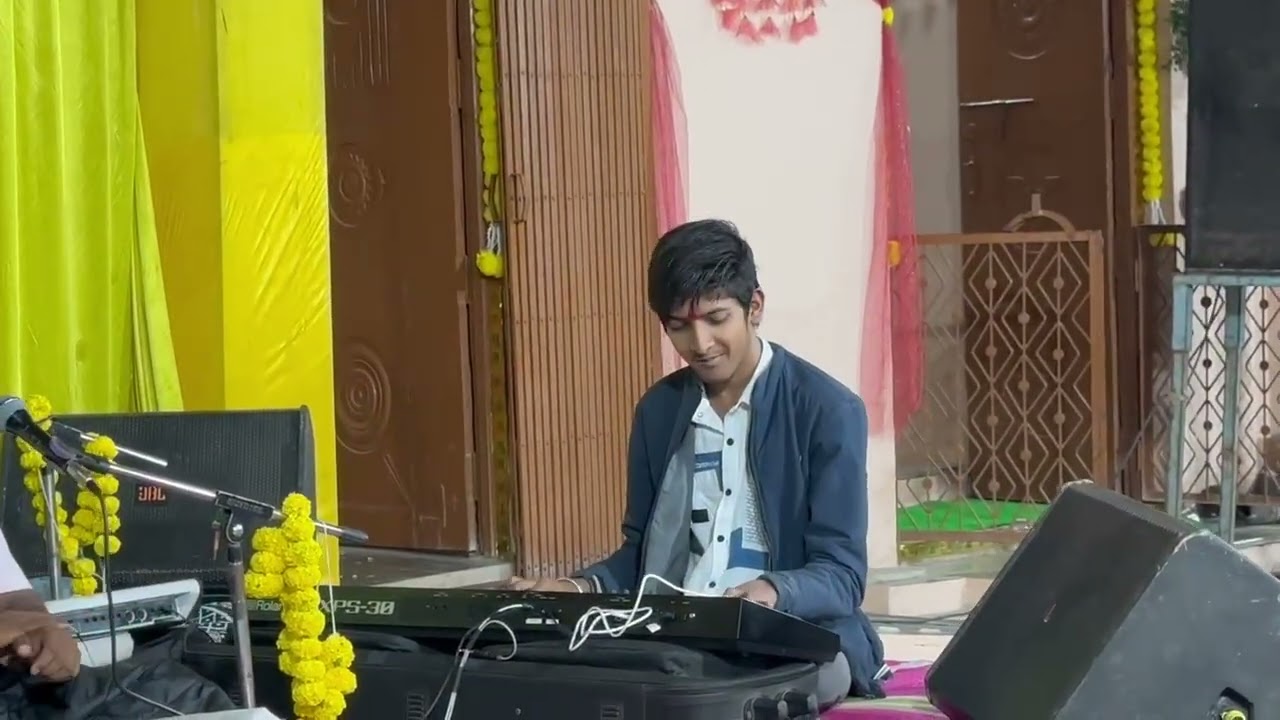Taro nam narmada mai hamra nimad m aayi  nimad prasiddh gayk chootu vashuniya