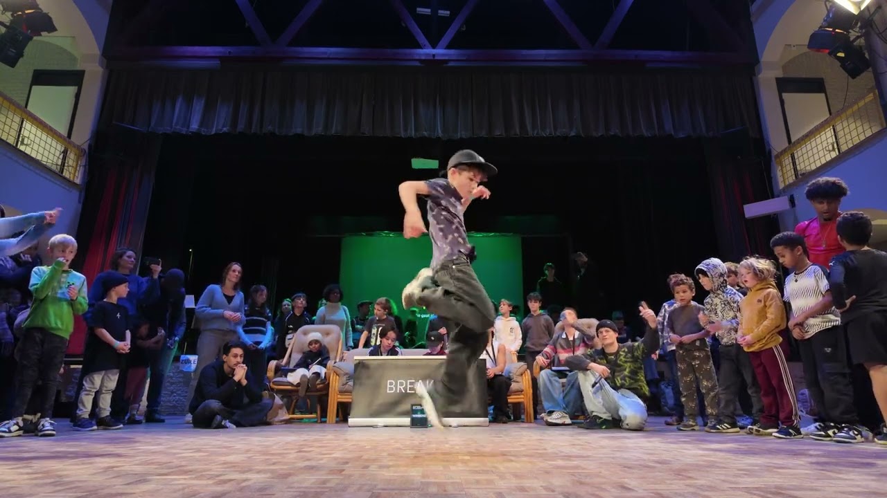 Funky Fireflies VS Skills All Day 1 | FINAL | Breaking U18 | Rep Your Hood Crew Battle