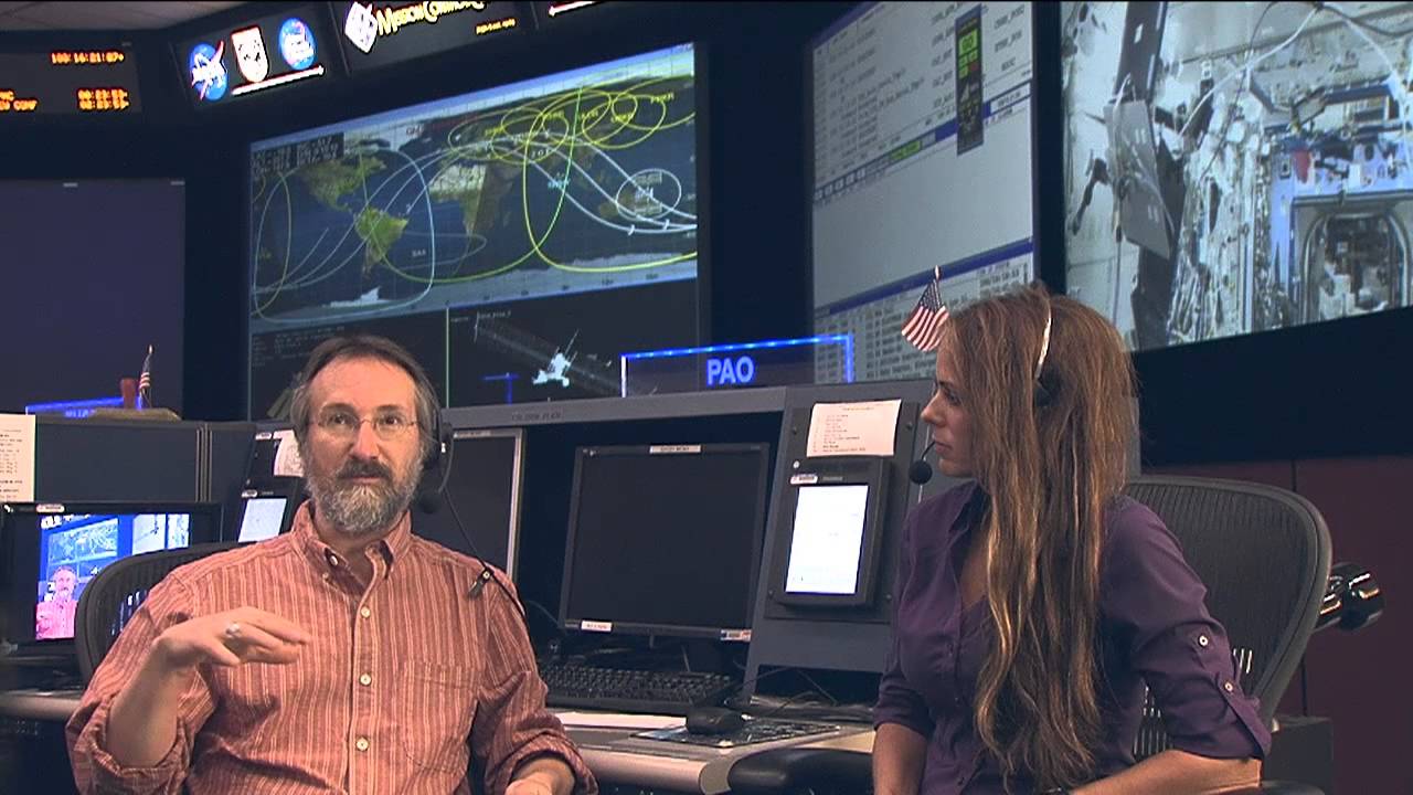 Middle School Students From Georgia Ask About Earth Science