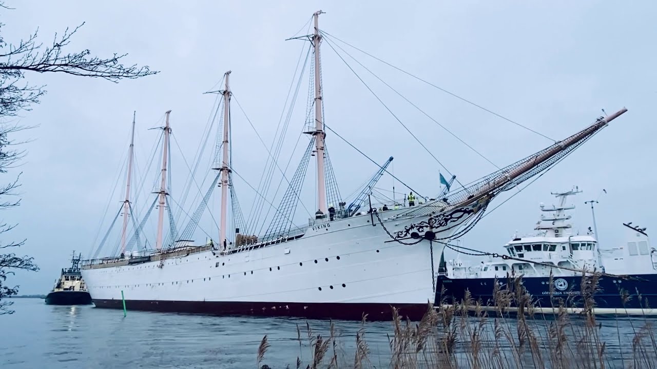 S/V Viking Arrives at Falkenberg Shipyard