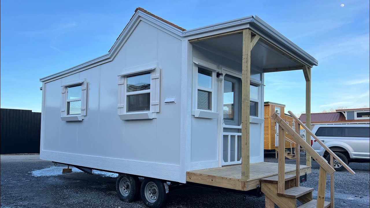 ЖИВИТЕ ГДЕ УГОДНО в этом крошечном доме Incred-I-Cottage размером 10x24 фута, не подключенном к э...
