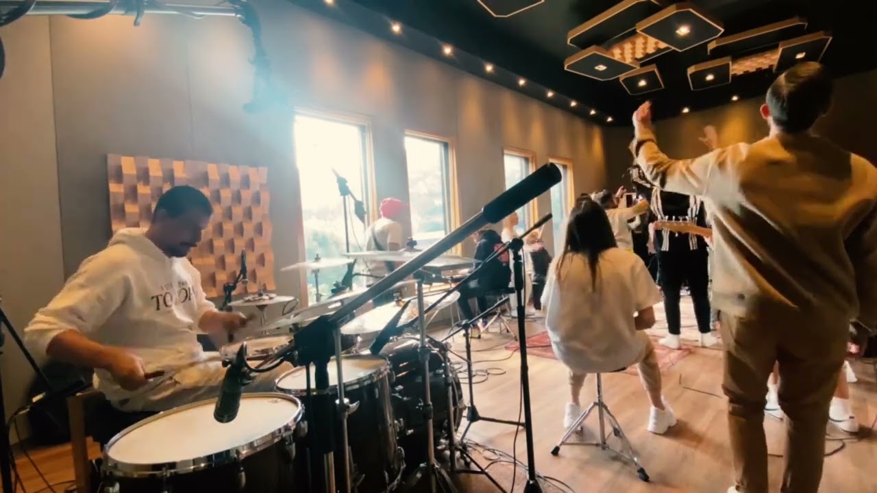 TU BUENA PARTE | Official Drum Cam | Living