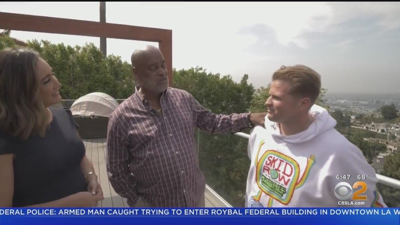 Chance Encounter Leads To Life-Changing Moment For Homeless Skid Row Painter Richard Hutchins