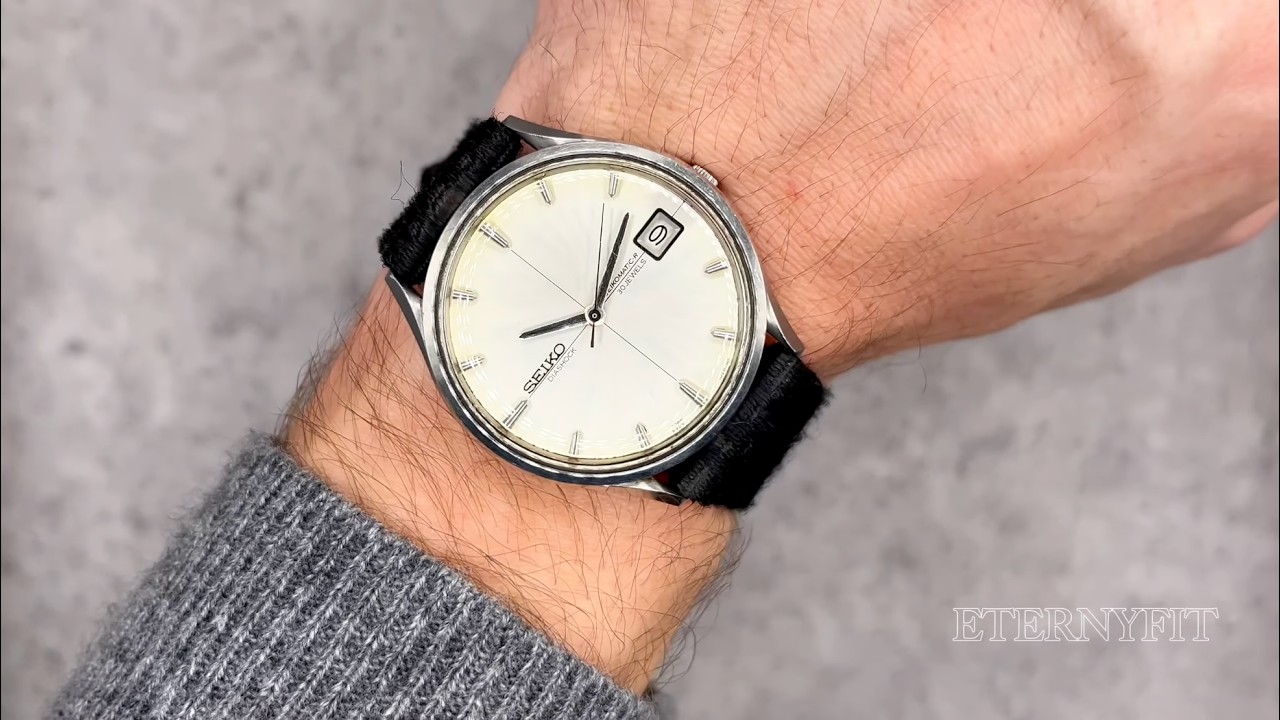 Montre Seiko Seikomatic-R 8305-1010 diashock automatic date vintage années 60s