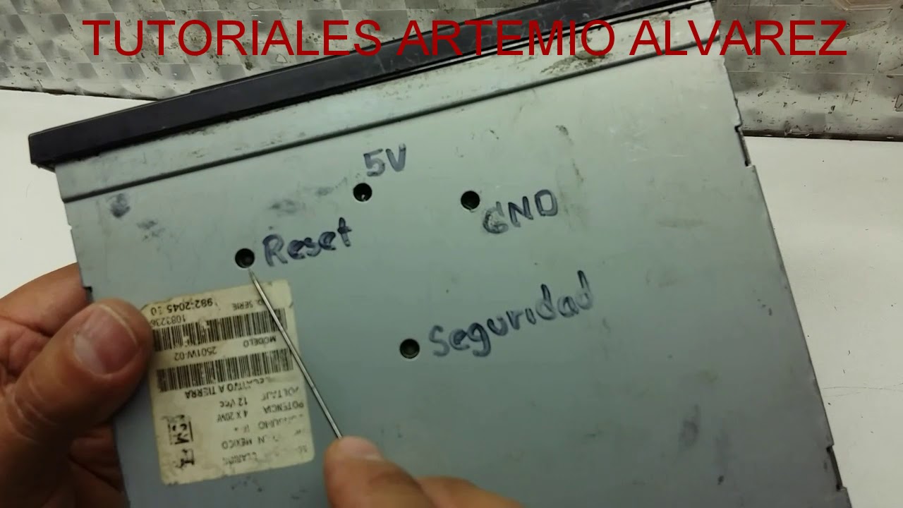 Desbloqueo y nuevo código de autoestereo de agencia VW .  MP3 de un Din