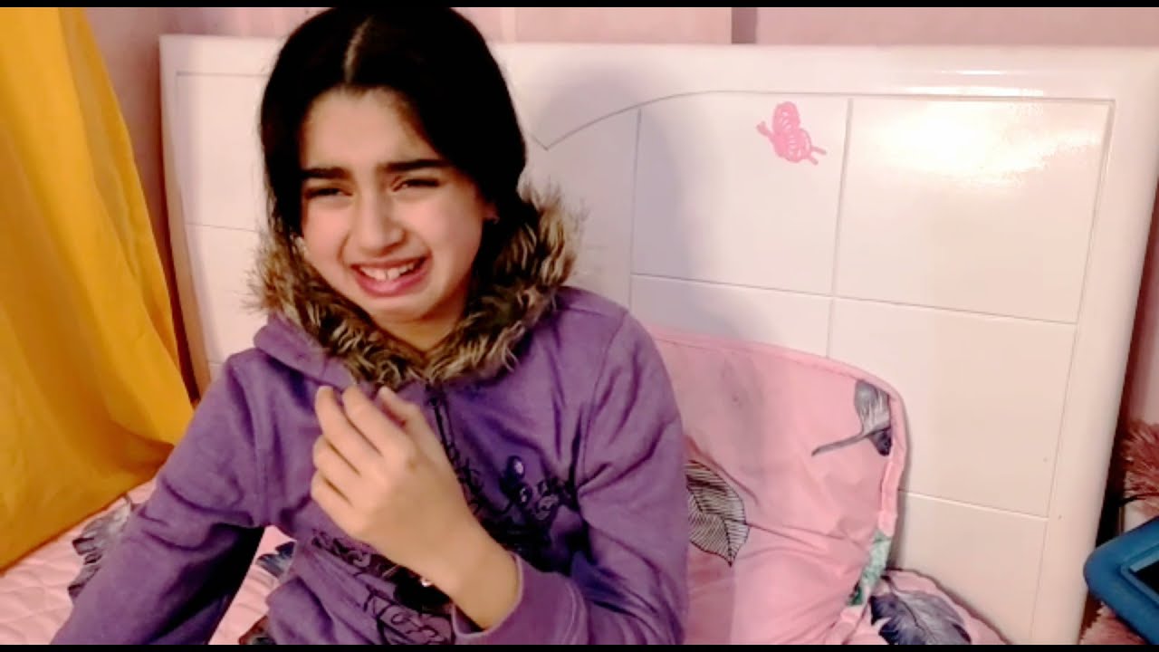 فاش تتكون عندك شي بنت منحوسة😱لي حطات عليها يديها تتحرق وتتشوط😂