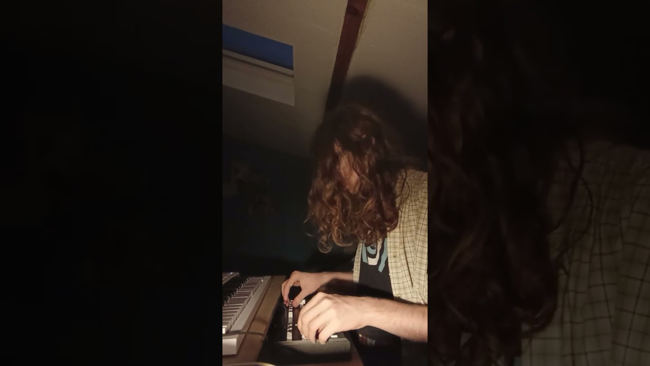 Minifreak and Behringer rd-6 jam