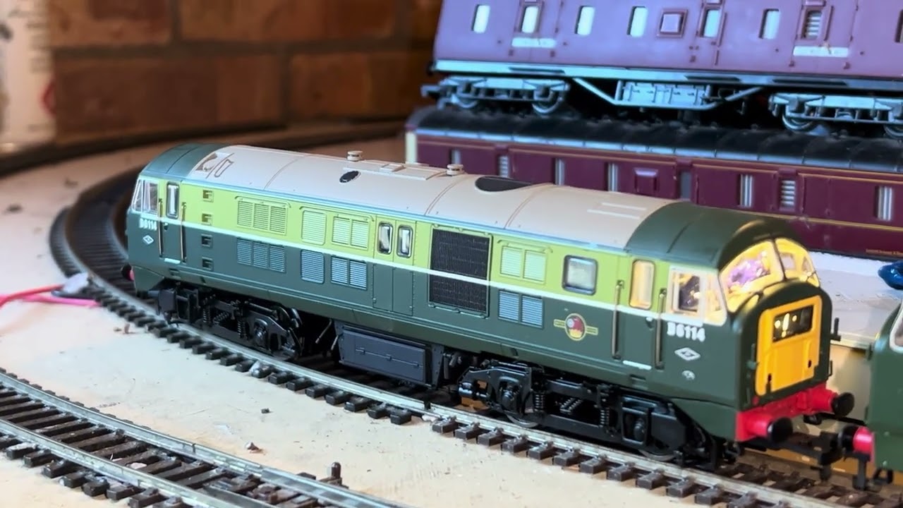 North British naughties . Classes 21/29 & class 22 diesels from Dapol