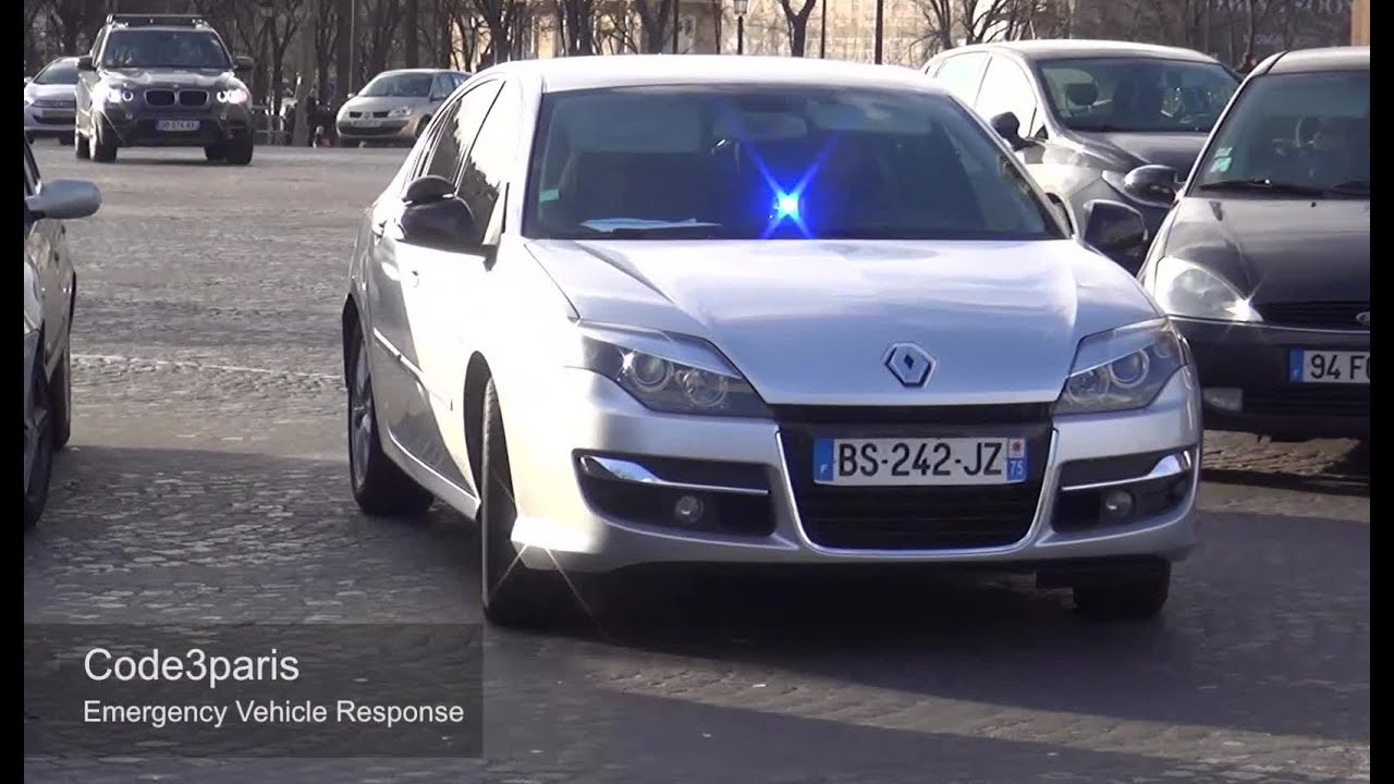 Voitures de police banalisées (compilation) // Unmarked Police Cars Paris