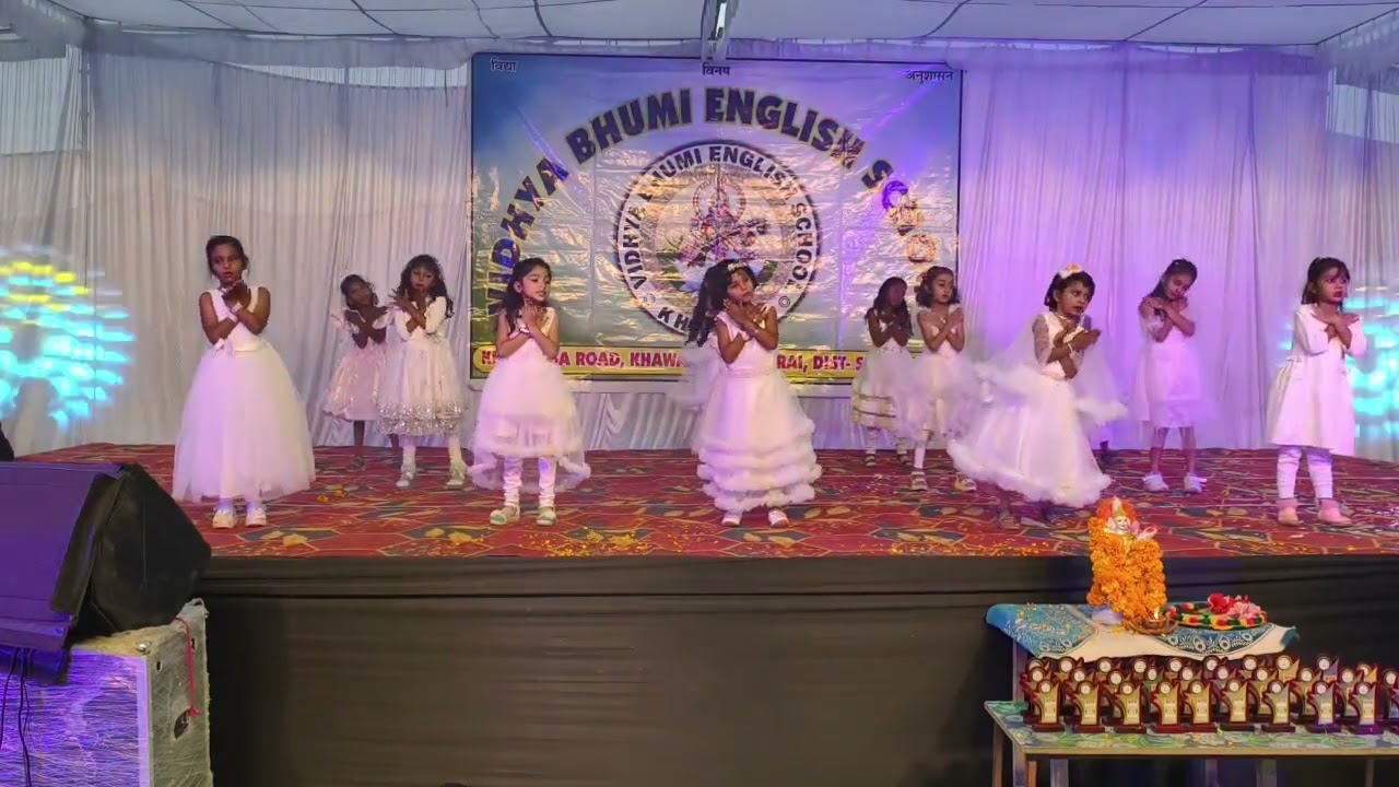 UKG Girls song Lukka chuppi bahut hui Vidhya Bhumi English School Khawasa 